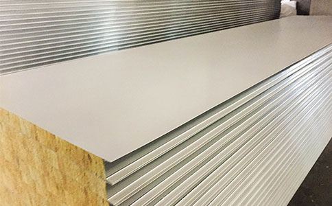 到底該如何選擇到優(yōu)質(zhì)的巖棉夾芯板呢？